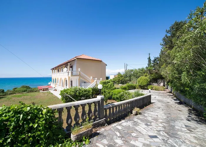 Ntoriseveline Beach House