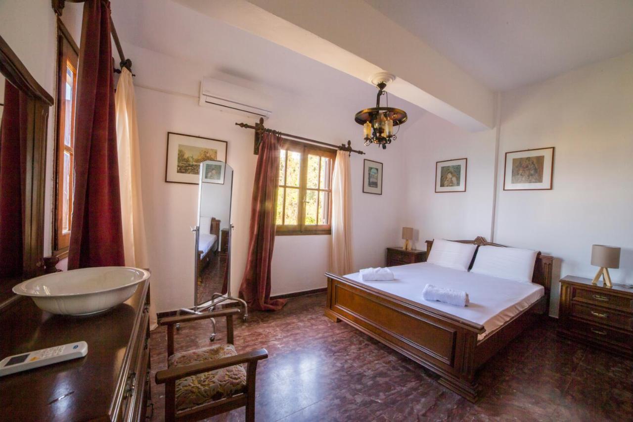 Ntoriseveline House